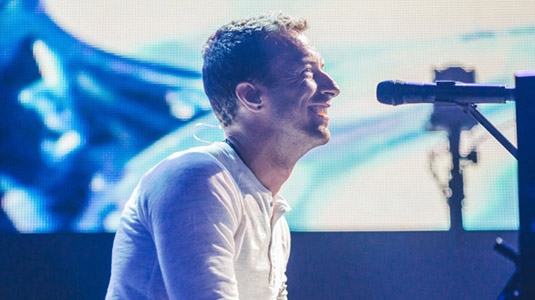 Chris Martin - Coldplay with M80-WH